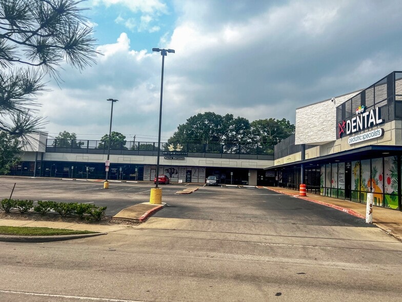 6500 N I-45, Houston, TX for lease - Building Photo - Image 2 of 3