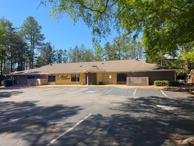 Plus de détails pour 1700 Corporate Dr, Birmingham, AL - Commerce de détail à vendre