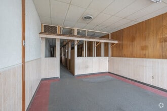 8101-8155 W Camp Bowie Blvd, Fort Worth, TX for lease Interior Photo- Image 2 of 2