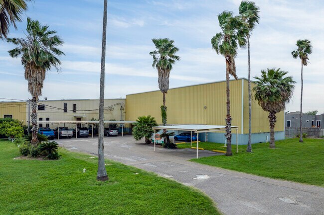 More details for 1300 W US Highway 83, Alamo, TX - Industrial for Lease