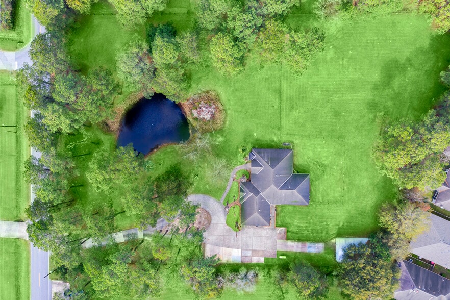 16228 Huffmeister Rd, Cypress, TX for lease - Building Photo - Image 3 of 13