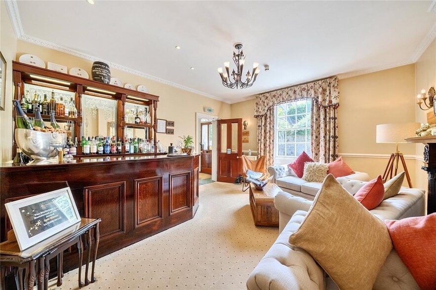 4-6 Bleke St, Shaftesbury for sale - Building Photo - Image 3 of 15