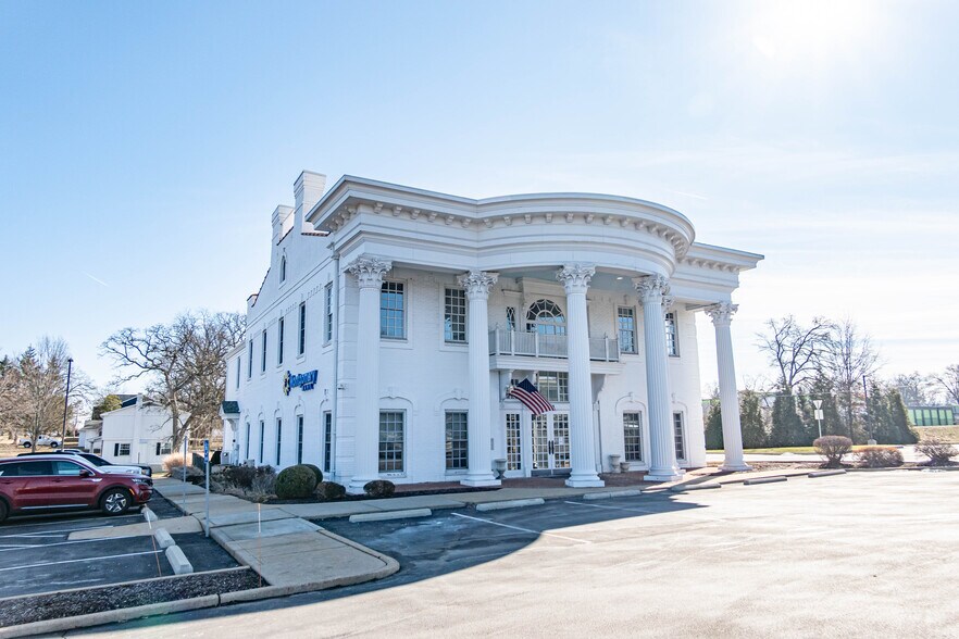 199 Clarkson Rd, Ellisville, MO à louer - Photo du bâtiment - Image 3 de 3
