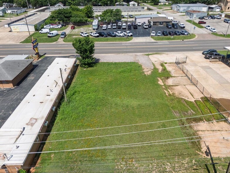 1225 N Harrison St, Shawnee, OK for sale - Building Photo - Image 2 of 11