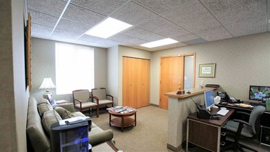 7400 Lyndale Ave S, Richfield, MN à louer Photo intérieure- Image 2 de 5