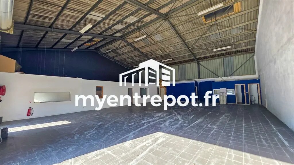 Flex in Gémenos for lease Interior Photo- Image 1 of 8