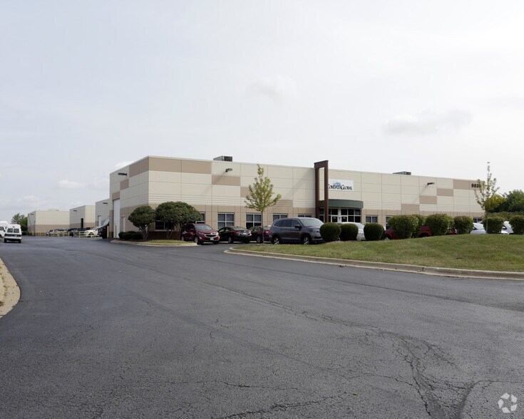 9850 W 190th St, Mokena, IL à louer - Photo du bâtiment - Image 2 de 11