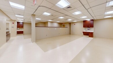 196 Waterford Pky S, Waterford, CT à louer Photo intérieure- Image 2 de 10