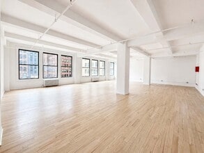 115-125 W 30th St, New York, NY for lease Interior Photo- Image 2 of 5