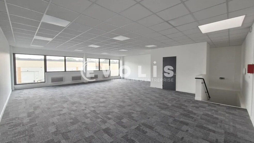 Flex dans Bussy-Saint-Georges à louer - Photo intérieure - Image 2 de 6