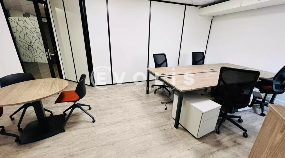 Bureau dans Meudon à louer - Photo intérieure - Image 2 de 13