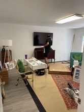 805 W 10th St, Austin, TX for lease Interior Photo- Image 2 of 4