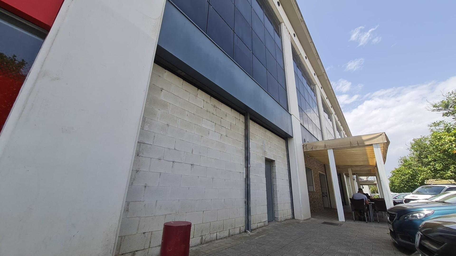 Retail in Dos Hermanas, Sevilla for sale Building Photo- Image 1 of 5