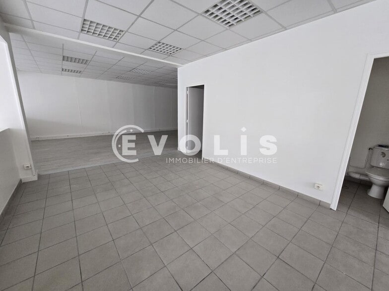 Bureau dans Palaiseau à louer - Photo intérieure - Image 3 de 8