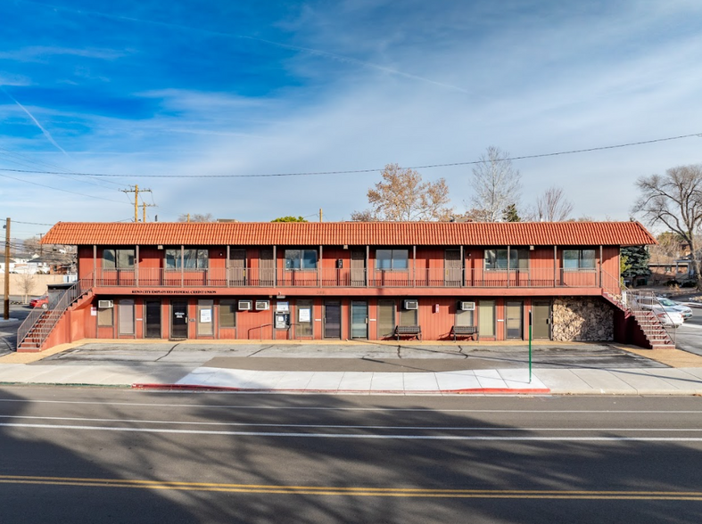 386 Holcomb Ave, Reno, NV for sale - Primary Photo - Image 1 of 7