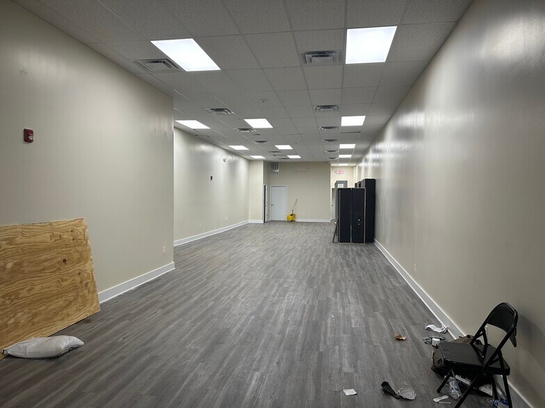 583-587 Broad St, Newark, NJ à louer - Photo du bâtiment - Image 3 de 40