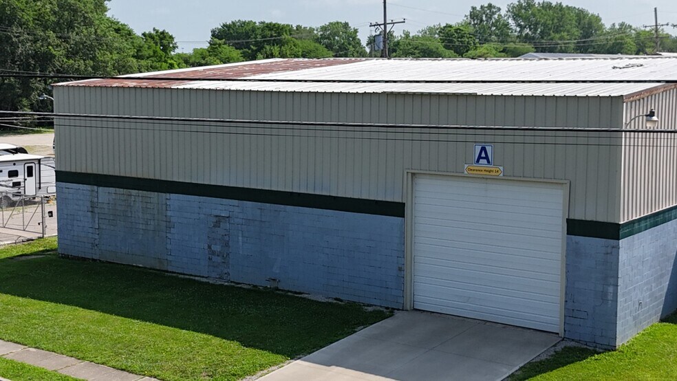 600 Albert Rd, Brookville, OH à louer - Photo du bâtiment - Image 2 de 7