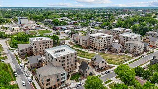 Plus de détails pour 337 SE 3rd St, Bentonville, AR - Bureau/Commerce de détail, Commerce de détail à louer