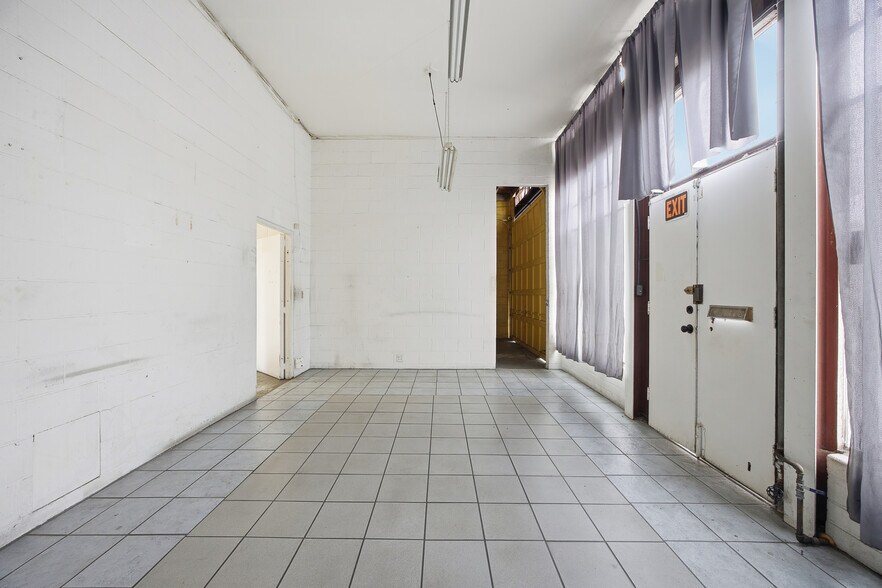 4202 W El Segundo Blvd, Hawthorne, CA à vendre - Photo du bâtiment - Image 3 de 16