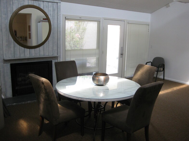 1247 Broadway, Sonoma, CA à louer - Photo intérieure - Image 3 de 64