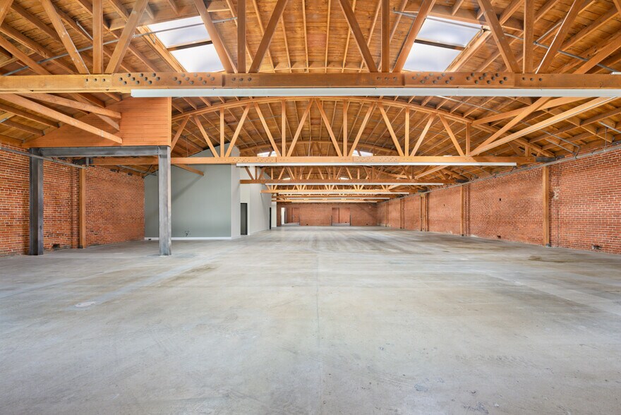 1145 Seward St, Los Angeles, CA à louer - Photo intérieure - Image 2 de 9