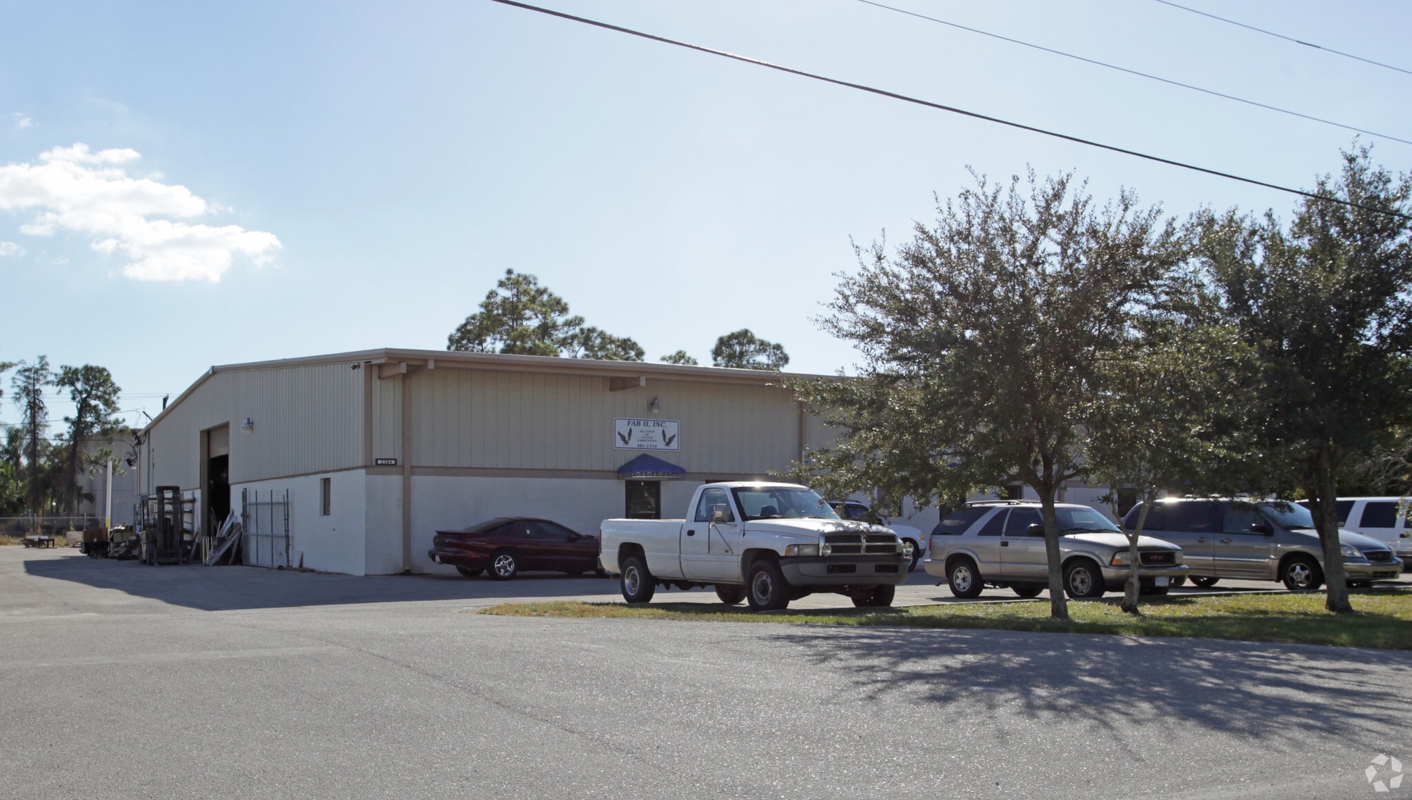2304 Bruner Ln, Fort Myers, FL for lease Primary Photo- Image 1 of 6