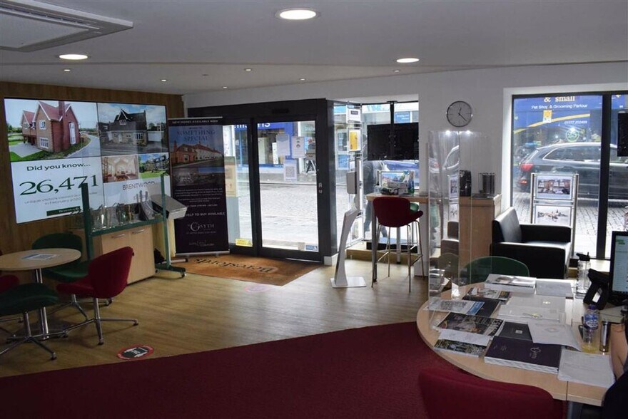 77-79 High St, Brentwood à vendre - Photo du bâtiment - Image 3 de 5