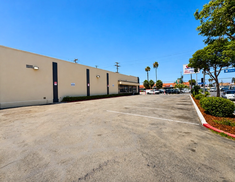 5658 Clara St, Bell Gardens, CA for lease - Building Photo - Image 3 of 11