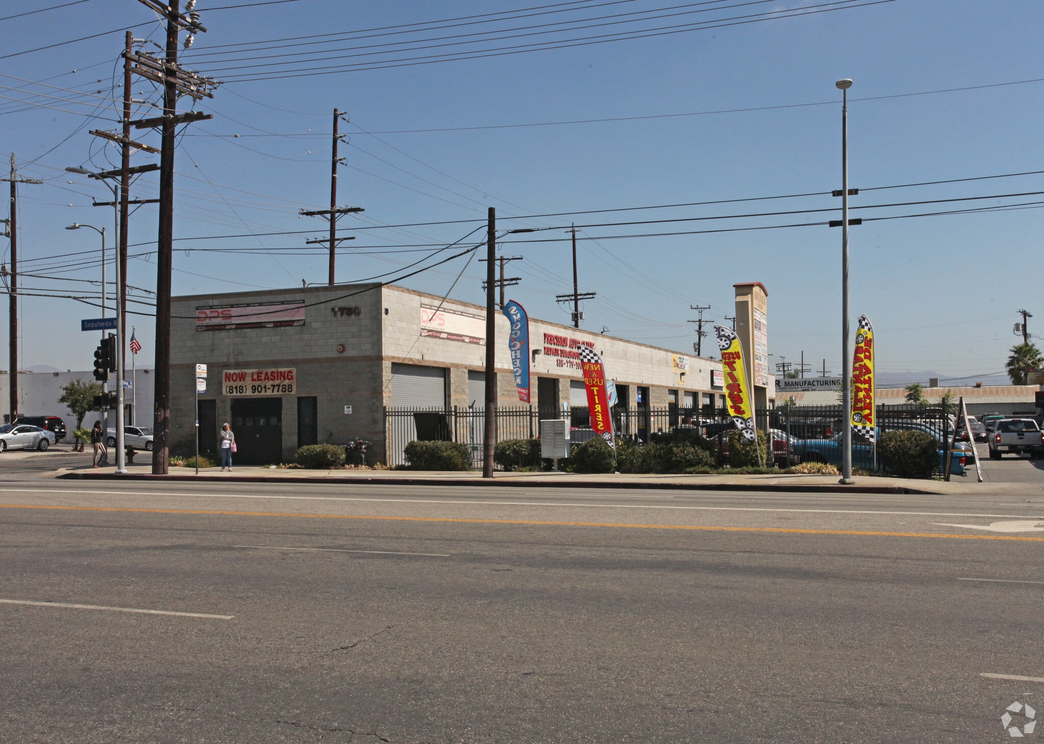 7750 Sepulveda Blvd, Van Nuys, CA à louer Photo principale- Image 1 de 4