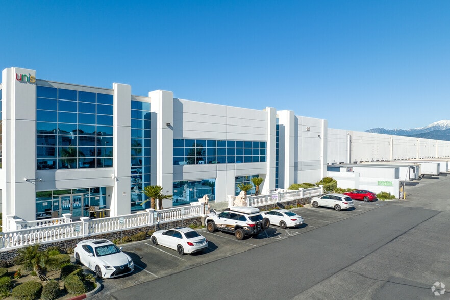 218 Machlin Ct, City Of Industry, CA for lease - Building Photo - Image 1 of 24