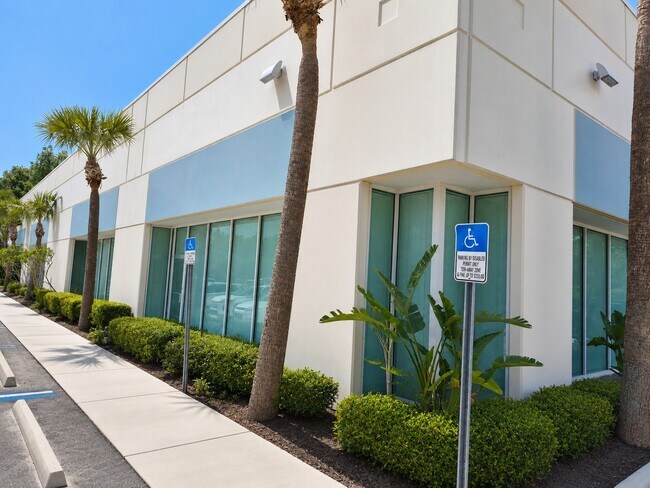 Plus de détails pour 9051 Florida Mining Blvd, Tampa, FL - Local d'activités à louer