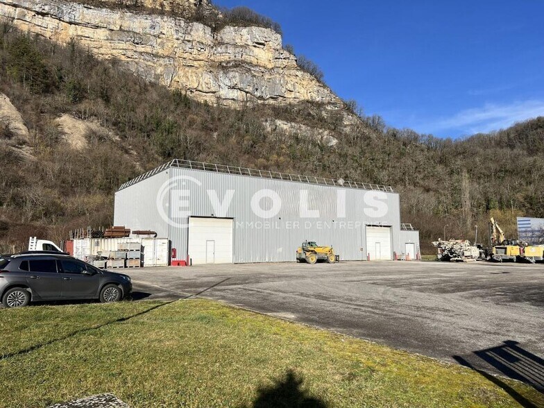 Flex in Saint-Rambert-en-Bugey for sale - Building Photo - Image 1 of 28