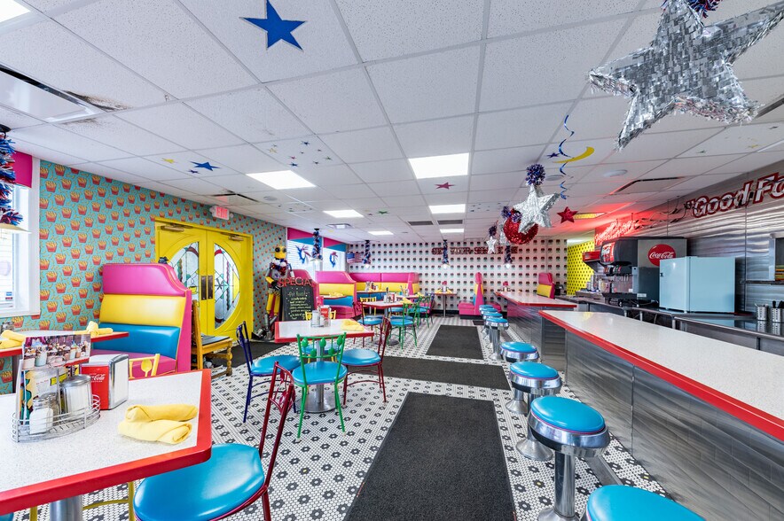 1111 Fairmont Ave, Fairmont, WV à vendre - Photo du bâtiment - Image 2 de 29