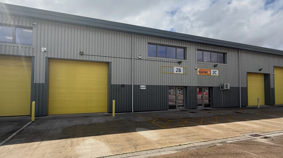 West Buckland Rd, Wellington for lease - Building Photo - Image 1 of 4