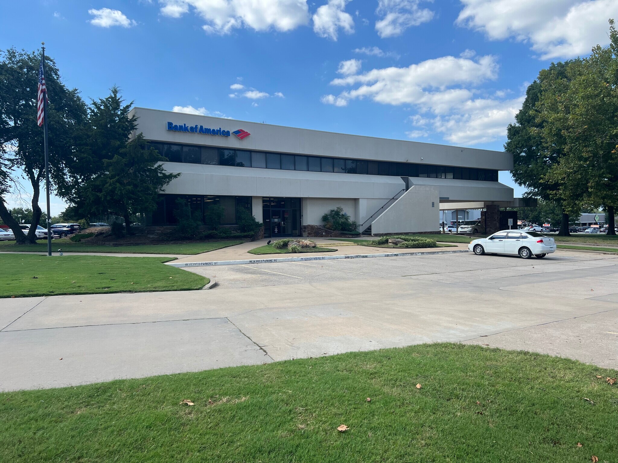 1800 S Elm Pl, Broken Arrow, OK for lease Building Photo- Image 1 of 16