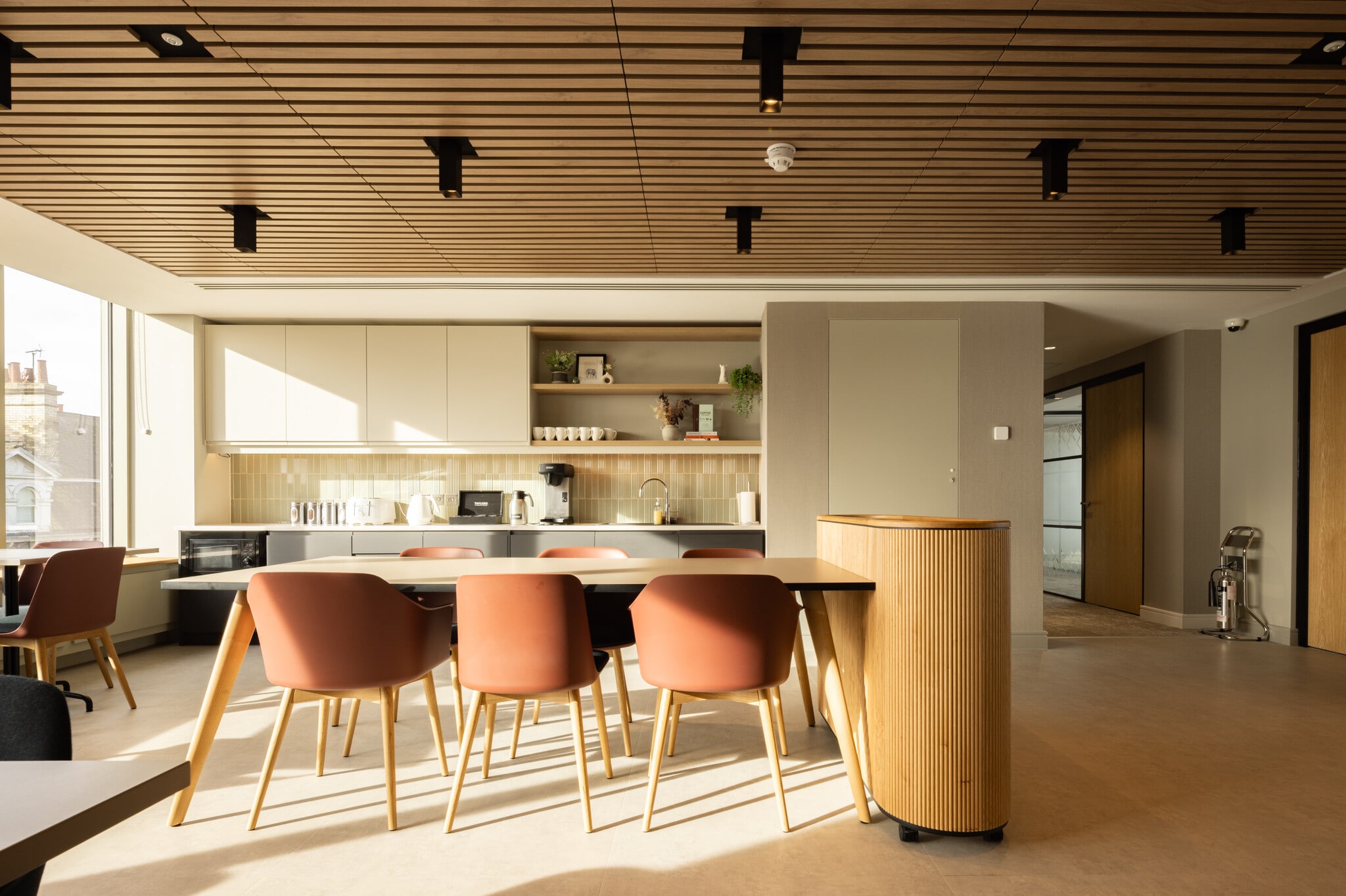 Station Bridge, Harrogate for lease Building Photo- Image 1 of 6