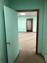 240-248 Farmington Ave, Hartford, CT for lease Interior Photo- Image 1 of 7