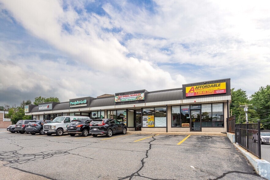 1237-1249 Worcester Rd, Framingham, MA for lease - Primary Photo - Image 1 of 4