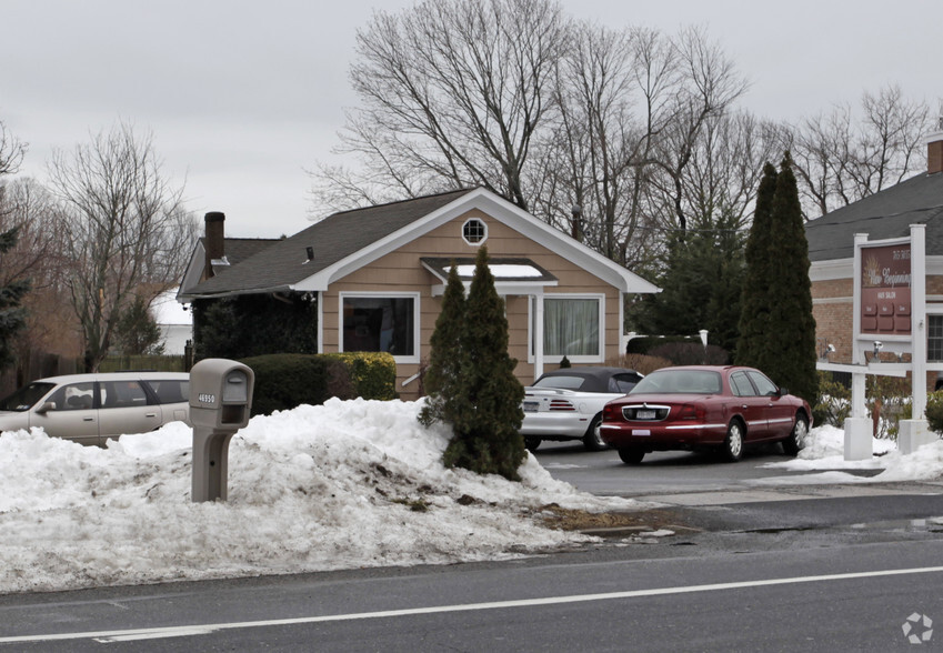 46950 Cr-48, Southold, NY à vendre - Photo principale - Image 1 de 1