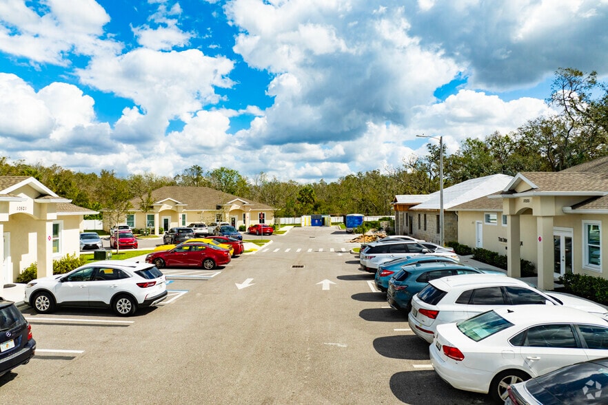 10571-10575 Bloomingdale Ridge, Riverview, FL for sale - Building Photo - Image 3 of 8