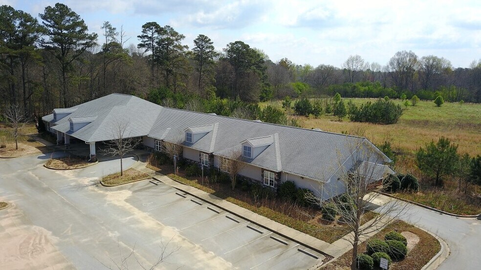 22 Madras Pky, Newnan, GA à vendre - Photo du bâtiment - Image 2 de 26