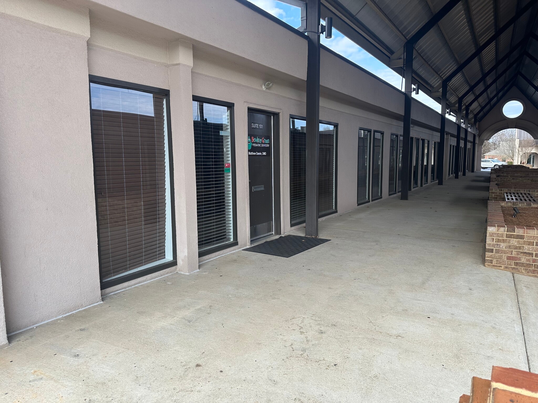 727 US 31W Byp, Bowling Green, KY for lease Building Photo- Image 1 of 8