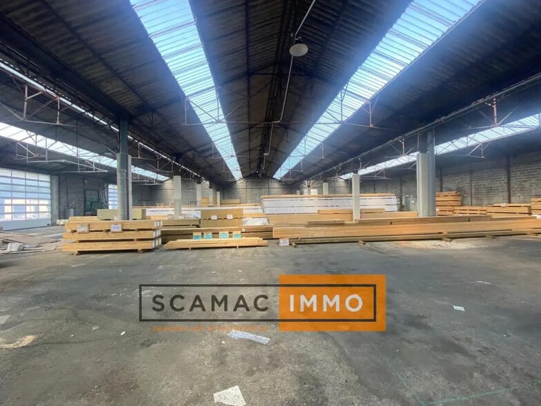 Industriel dans Rousset à louer - Photo intérieure - Image 2 de 4