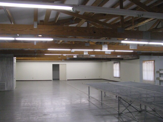 2723 Kingman Rd, Ottawa, KS à vendre - Photo intérieure - Image 2 de 10