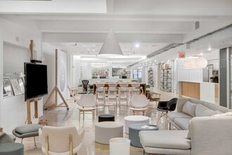 599 Broadway, New York, NY à louer Photo intérieure- Image 1 de 6