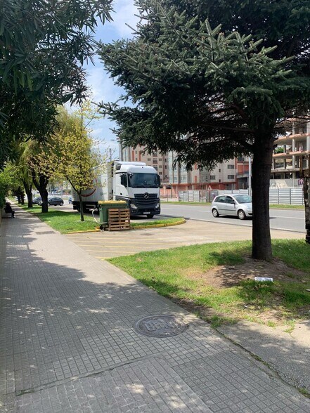 Avenida Finisterre, 307, A Coruña, La Coruna for sale - Building Photo - Image 2 of 8