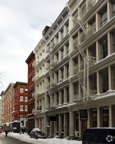 115-117 Spring St, New York, NY à louer - Photo du bâtiment - Image 2 de 8