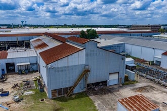 1310 Rankin Rd, Houston, TX for lease Interior Photo- Image 2 of 2