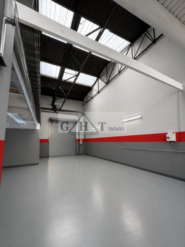 Industrial in Fontenay-Trésigny for lease Interior Photo- Image 1 of 6