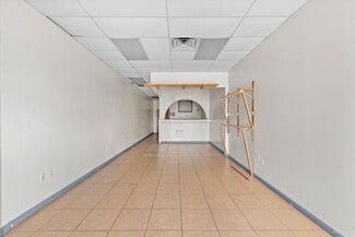 More details for 301 Vista Rd, Pasadena, TX - Retail for Lease